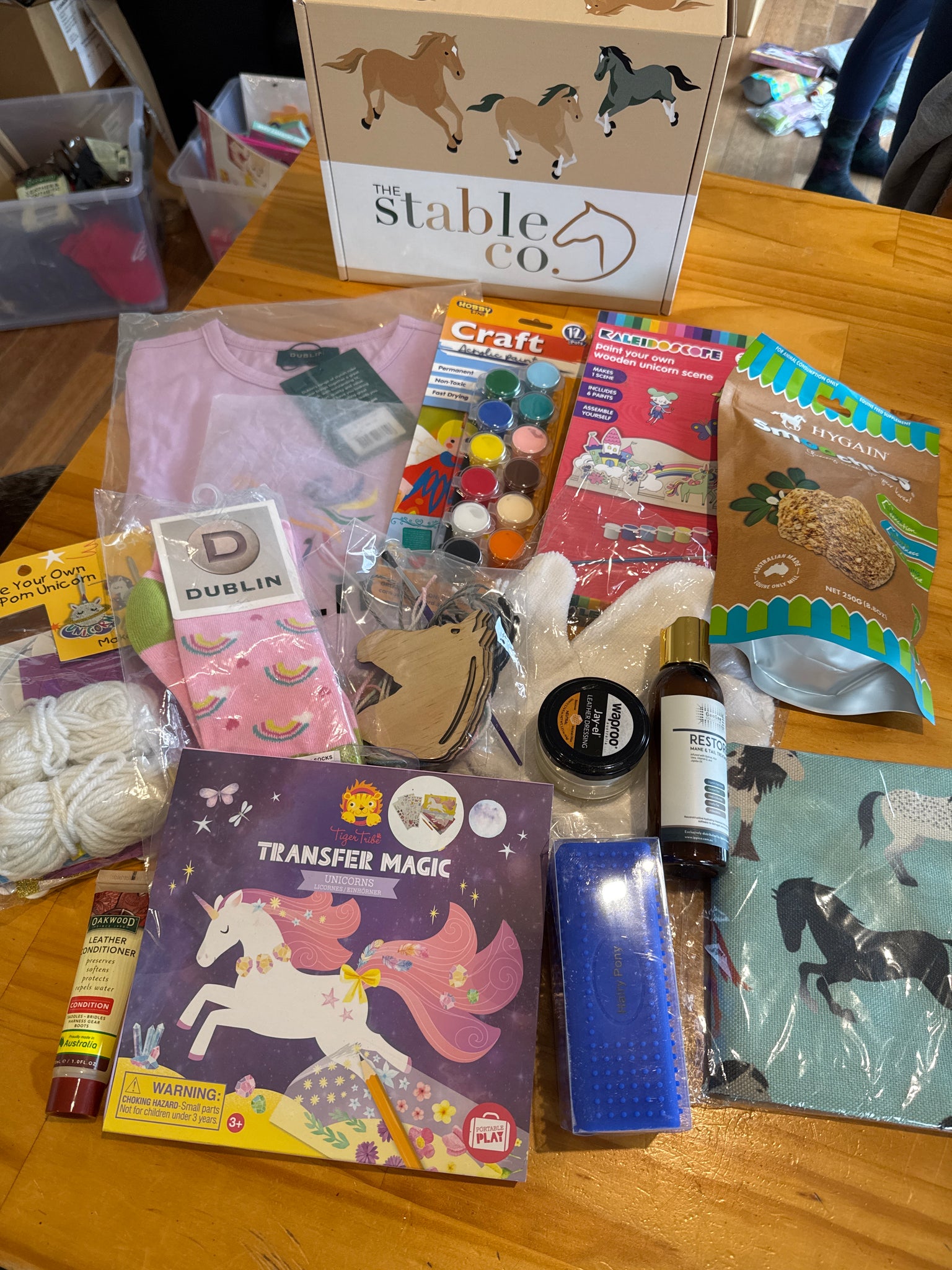 EOFY box #5 - junior sz 6